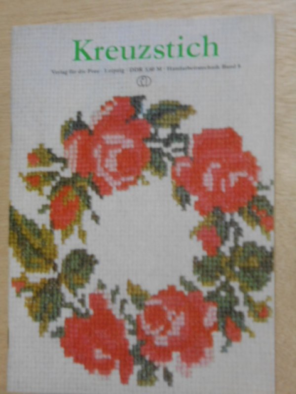 画像1: 古いドイツのクロスステッチ 図案/ドイツ刺繍本　 (1)