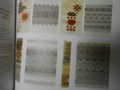 画像2: 東欧・ラトビア刺繍本・織物・ATKAL DZIMTENE
