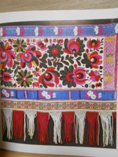画像1: ハンガリー・織りと刺繍/Kelmek es himzesek
