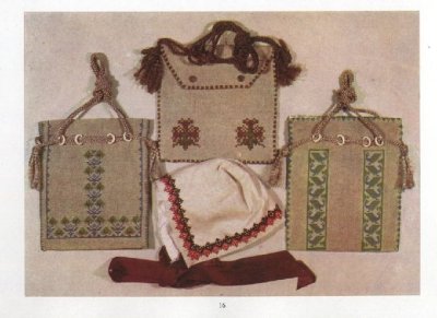 画像2: クロスステッチ図案集-ハンガリー刺繍 ハンガリー王家職人技巧専門学校織物コース