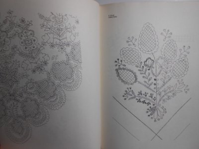 画像1: ハンガリーszigetvár・白糸刺繍・図案集/ホワイトワーク（花のパターン）