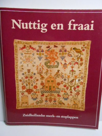 画像1: オランダ刺繍本・作品・図案付（Nuttig en fraai）