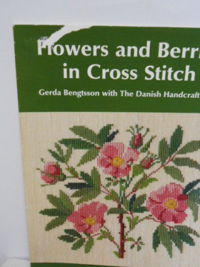 画像3: ゲルダ・ベングトソン・バラの図案・クロスステッチ・ベリー/北欧