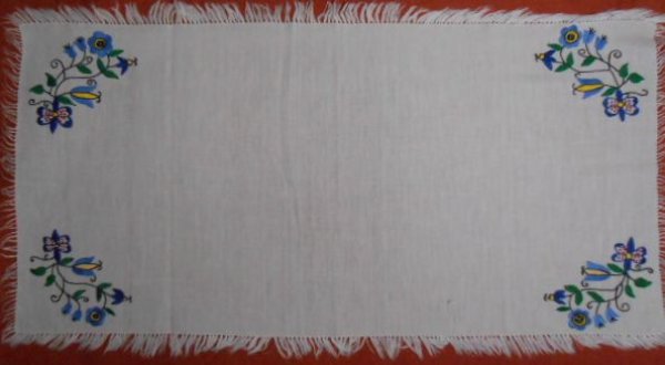 画像1: ポーランド・カシューブ刺繍・テーブルクロス（ヴィンテージ） (1)