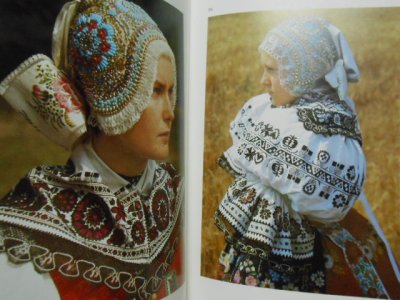 画像3: チェコ民族衣装本 南モラヴィアのホドニーン地方