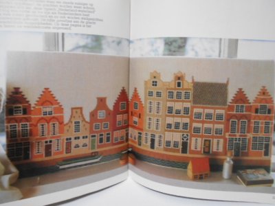 画像1: オランダの多彩なクロスステッチ図案集 アリアドネ Ariadne Extra