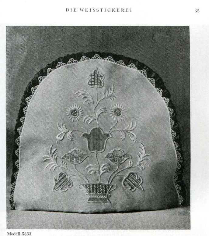 Die Weisstickerei/シュヴァルム刺繍、ヒーダボー刺繍、ハンガリーのホワイトワーク作品入り白糸刺繍の本